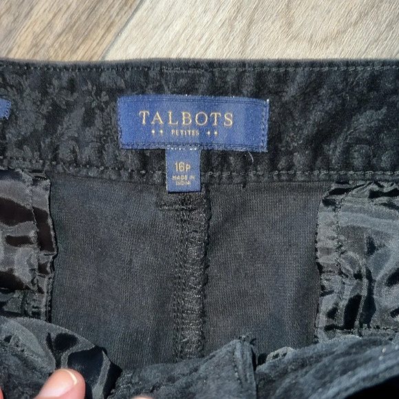Talbots Signature Button Fly Floral Embossed Black Velvet Feel Chinos Size 16P - Picture 4 of 10